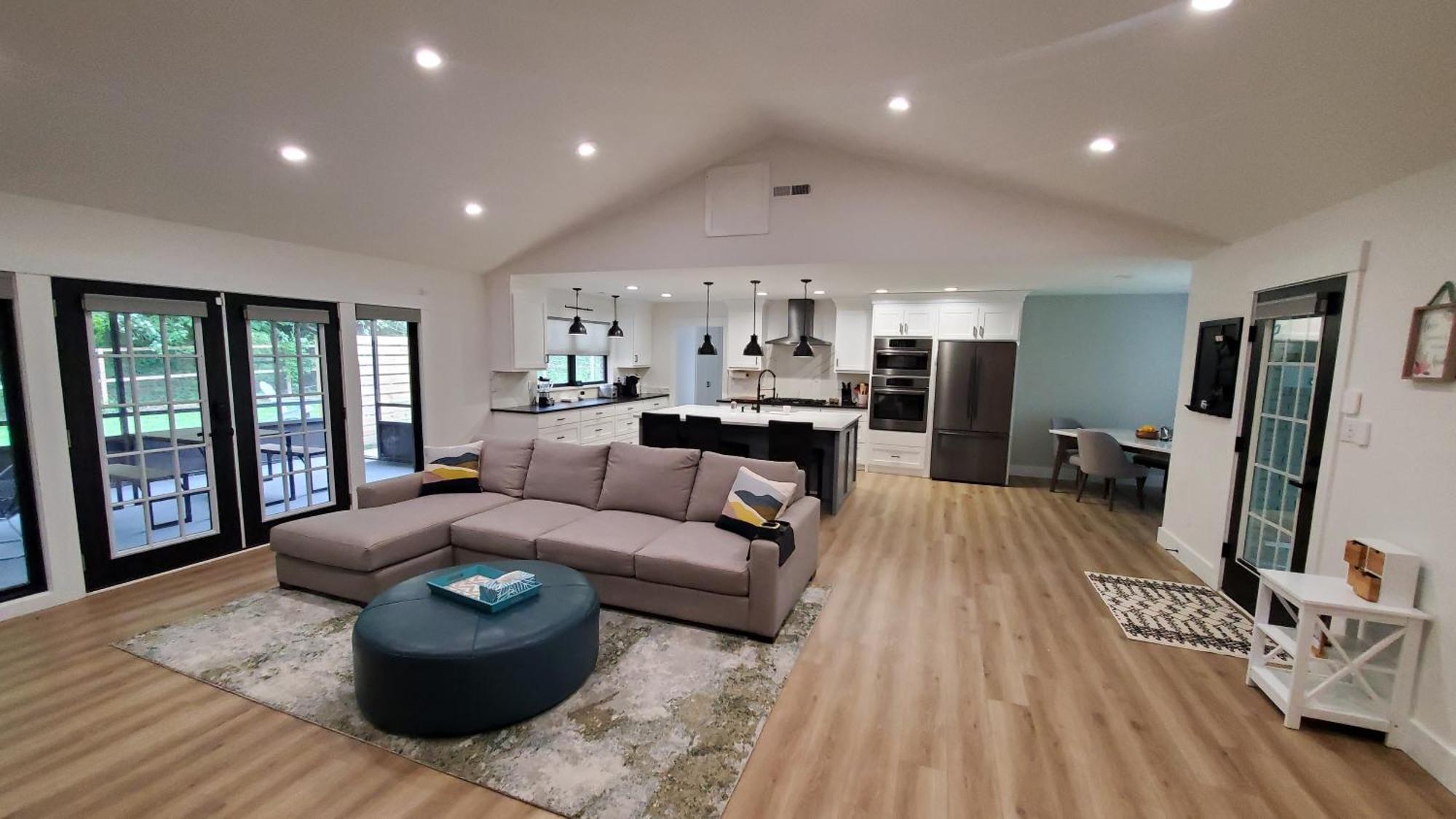 Villa Mid-Century Modern Impeccable Remodel With Hot Tub à Asheville Extérieur photo